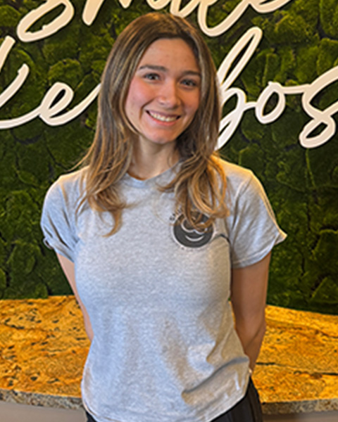 img-chawlaorthodontics-meettheteam-amara