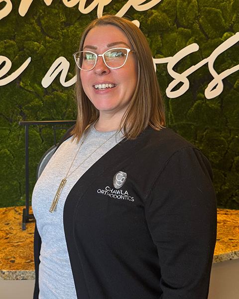 img-chawlaorthodontics-meettheteam-jasmine